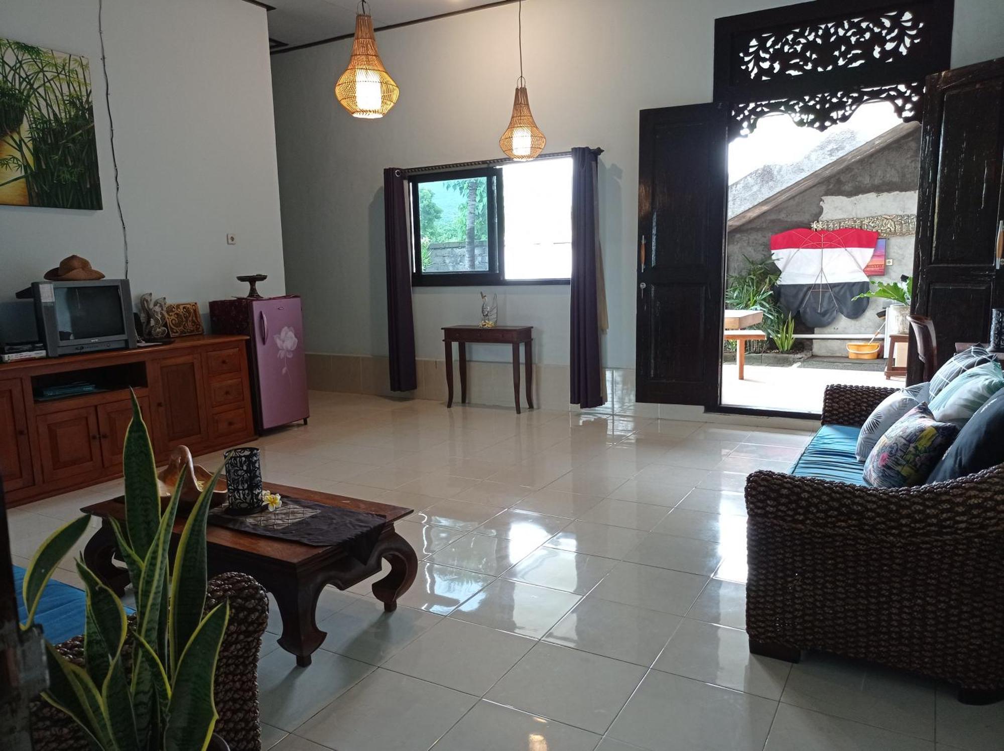 Khrisna Sunrise Homestay Tulamben Bilik gambar